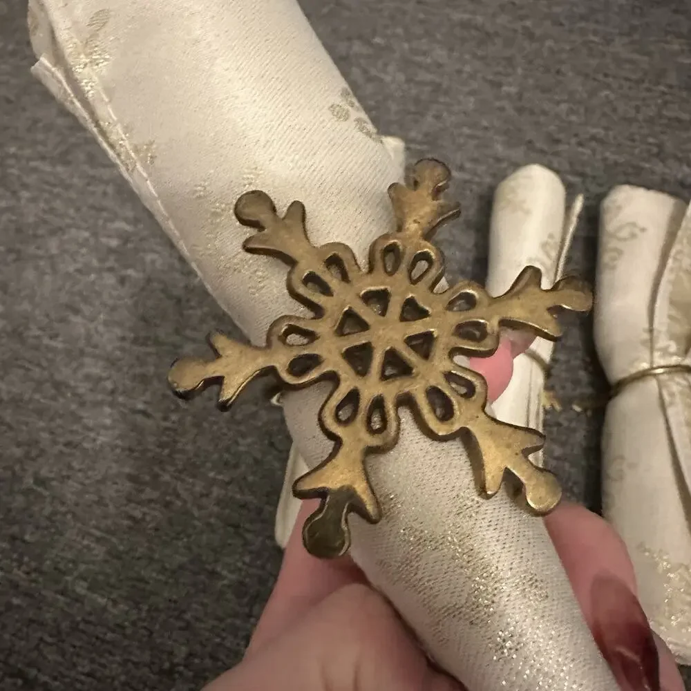 Set Of 4 vintage brass snowflake napkin rings And Gold Metallic Snowflake Napkin